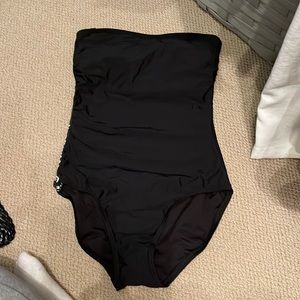 One Piece Calvin Klein Bathing Suit